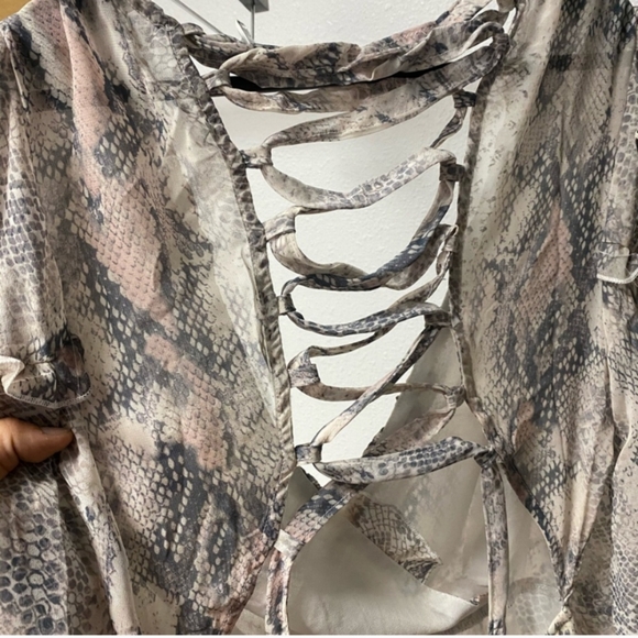 NWT Olivaceous Cream Ruffled Tiered Bell Sleeve Dress Sz. S - Picture 5 of 15